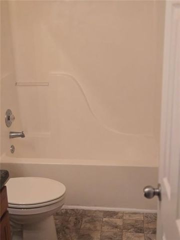 40 MIDDLEBROOK Drive, Cartersville, GA 30120