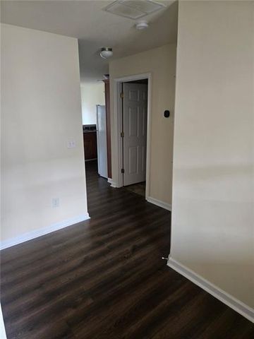 40 MIDDLEBROOK Drive, Cartersville, GA 30120