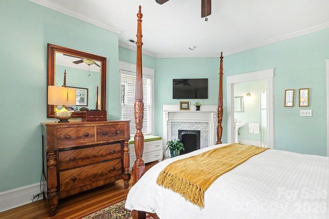314 E Kingston Avenue E, Charlotte, NC 28203
