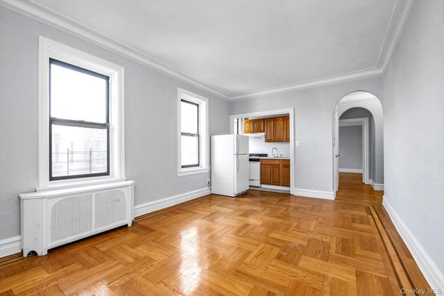 83-44 Lefferts Boulevard 6C, Kew Gardens, NY 11415