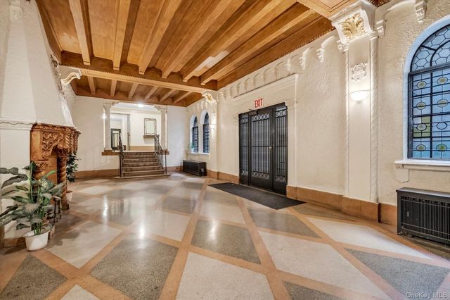 83-44 Lefferts Boulevard 6C, Kew Gardens, NY 11415