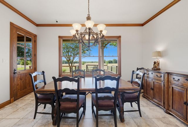 7940 Minarcik Road, New Ulm, TX 78950