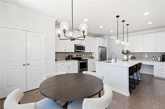 5301 Burrus Lane SW, Mableton, GA 30126