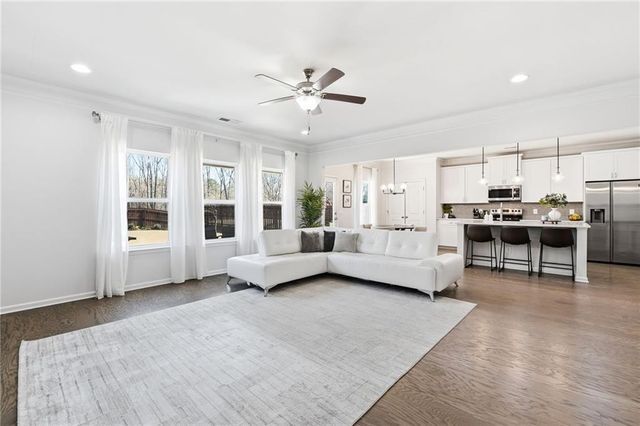 5301 Burrus Lane SW, Mableton, GA 30126