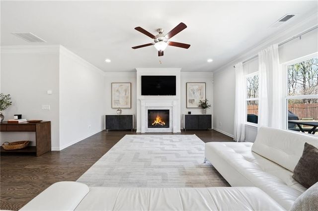 5301 Burrus Lane SW, Mableton, GA 30126