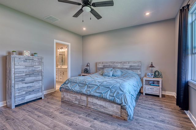 2938 Donna Dee Drive, Evansville, IN 47725