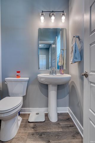 2938 Donna Dee Drive, Evansville, IN 47725