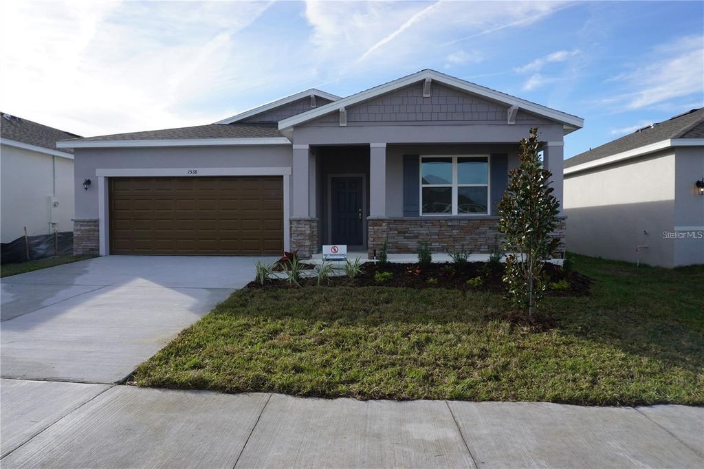 1538 BLUE LAGOON CIRCLE, Mascotte, FL 34753