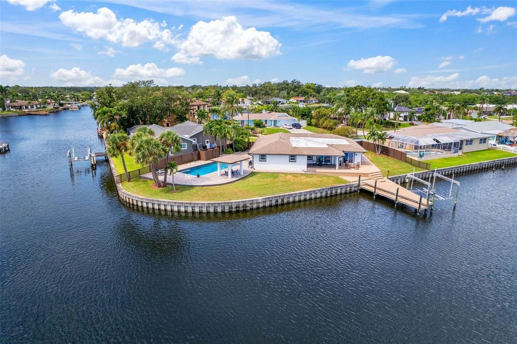 4331 13TH WAY NE, St Petersburg, FL 33703