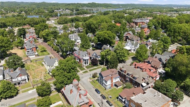 1111 Juliana Street, Parkersburg, WV 26101