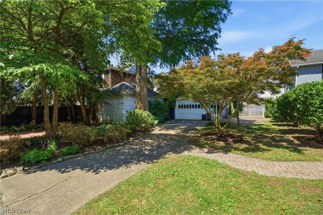 1111 Juliana Street, Parkersburg, WV 26101