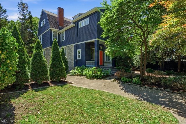 1111 Juliana Street, Parkersburg, WV 26101
