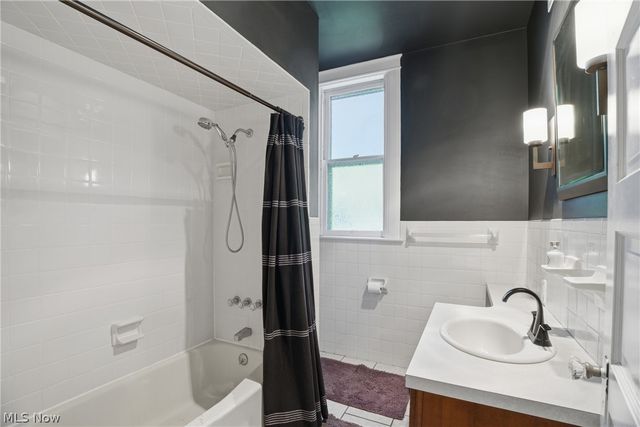 1111 Juliana Street, Parkersburg, WV 26101