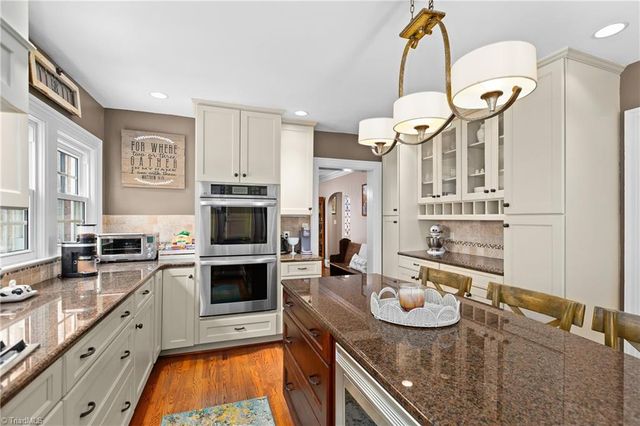 1013 Ferndale Boulevard, High Point, NC 27262