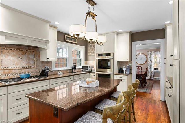 1013 Ferndale Boulevard, High Point, NC 27262