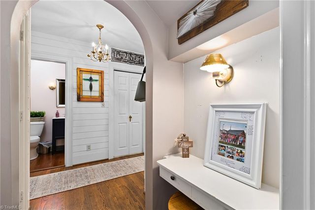 1013 Ferndale Boulevard, High Point, NC 27262