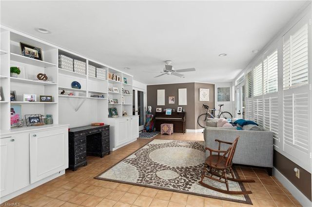 1013 Ferndale Boulevard, High Point, NC 27262