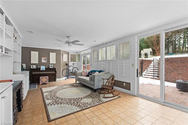 1013 Ferndale Boulevard, High Point, NC 27262