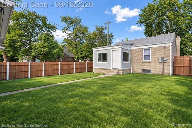 193 Lakewood Street, Detroit, MI 48215