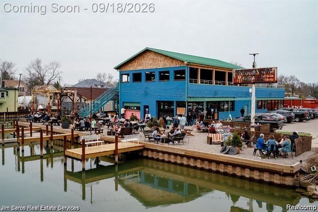 193 Lakewood Street, Detroit, MI 48215