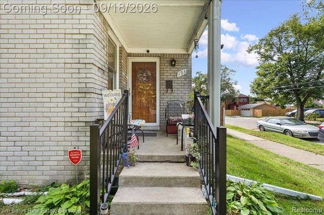 193 Lakewood Street, Detroit, MI 48215