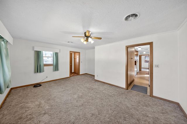 105 North Street NE, Preston, MN 55965