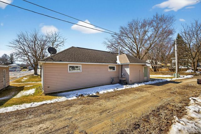 105 North Street NE, Preston, MN 55965