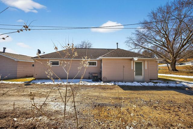 105 North Street NE, Preston, MN 55965