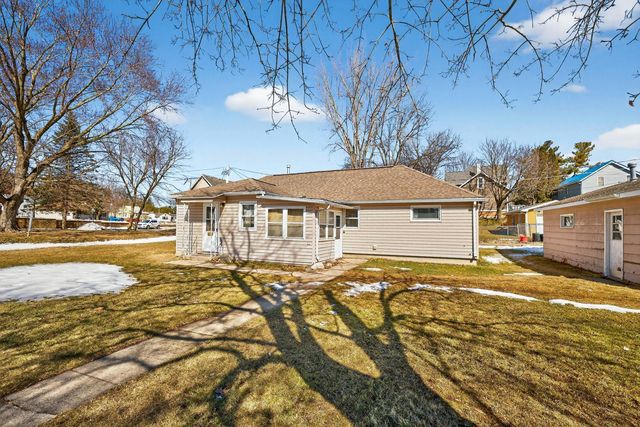 105 North Street NE, Preston, MN 55965
