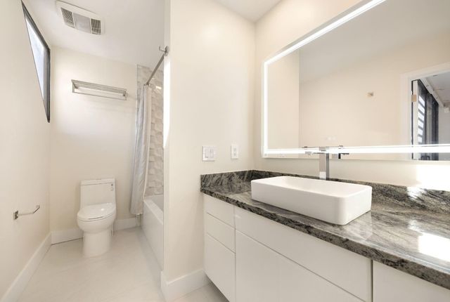 424 Hendricks Isle 6, Fort Lauderdale, FL 33301