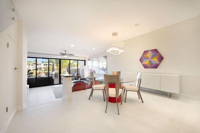 424 Hendricks Isle 6, Fort Lauderdale, FL 33301