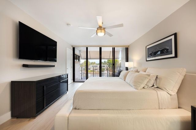 424 Hendricks Isle 6, Fort Lauderdale, FL 33301