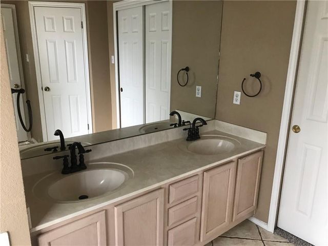 2109 LOBELIA DR, Cedar Park, TX 78613
