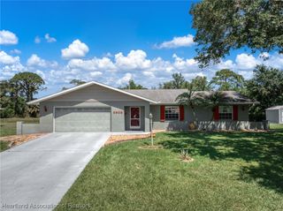 5808 Twisted Oaks Drive, Sebring, FL 33876