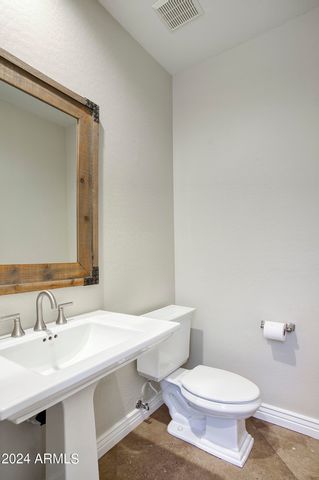 9270 E THOMPSON PEAK Parkway 312, Scottsdale, AZ 85255