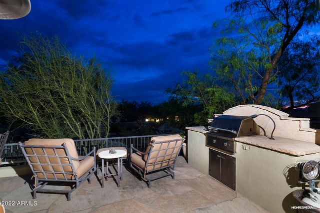 9270 E THOMPSON PEAK Parkway 312, Scottsdale, AZ 85255