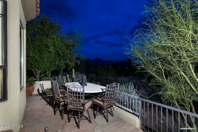 9270 E THOMPSON PEAK Parkway 312, Scottsdale, AZ 85255