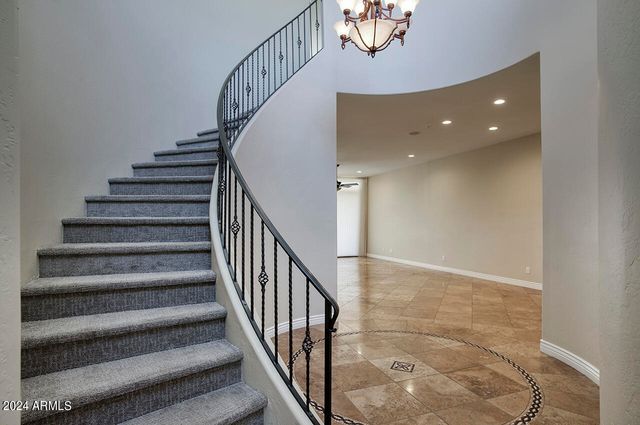 9270 E THOMPSON PEAK Parkway 312, Scottsdale, AZ 85255