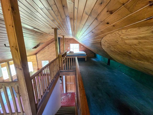 990 Daniels West Road, Albany, VT 05820