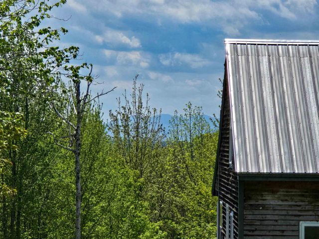 990 Daniels West Road, Albany, VT 05820