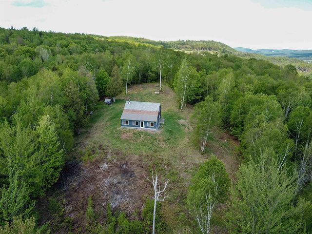 990 Daniels West Road, Albany, VT 05820