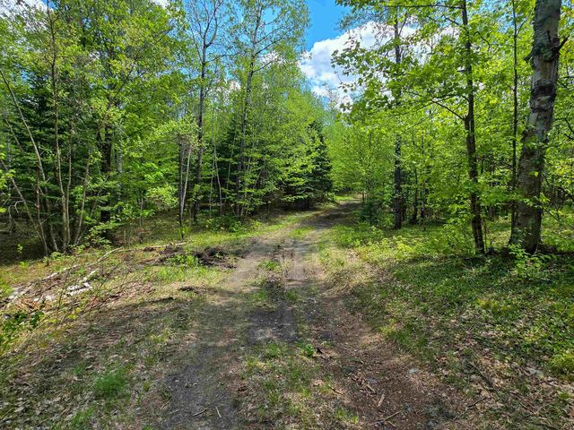 990 Daniels West Road, Albany, VT 05820