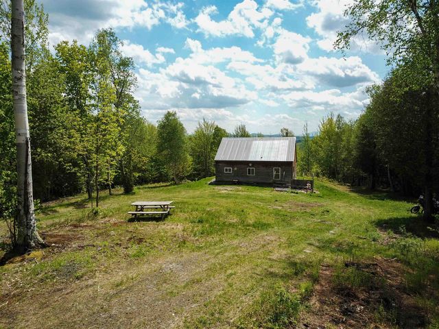 990 Daniels West Road, Albany, VT 05820