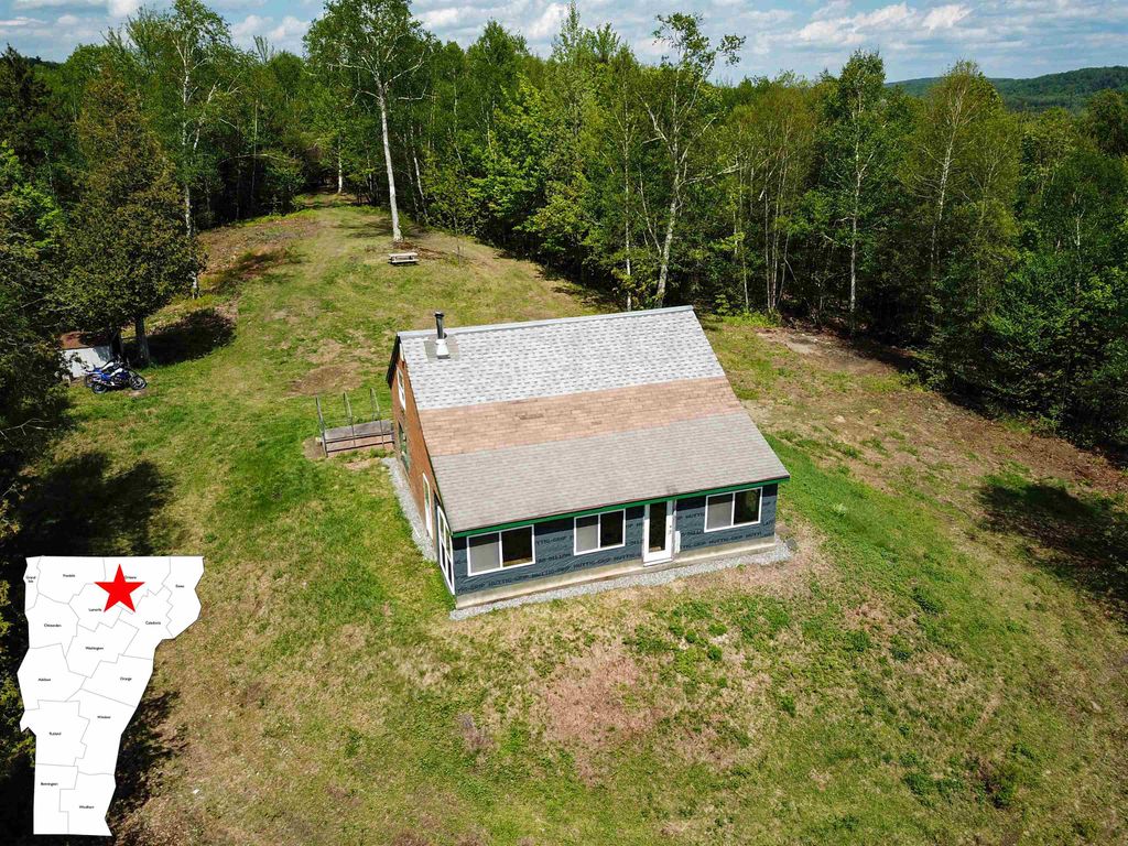 990 Daniels West Road, Albany, VT 05820