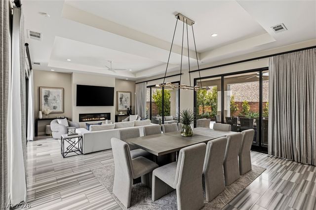1 Garden Shadow Lane, Las Vegas, NV 89135