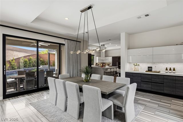 1 Garden Shadow Lane, Las Vegas, NV 89135