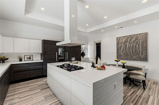 1 Garden Shadow Lane, Las Vegas, NV 89135