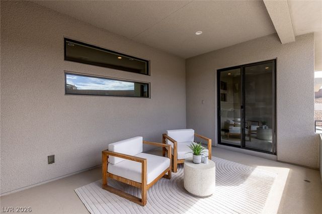 1 Garden Shadow Lane, Las Vegas, NV 89135