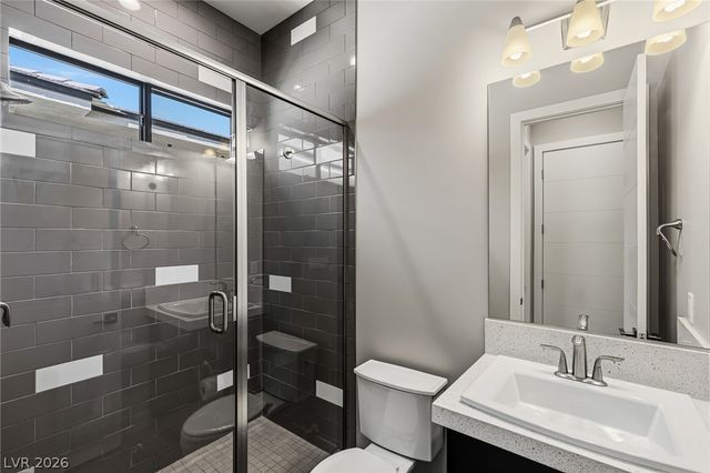1 Garden Shadow Lane, Las Vegas, NV 89135