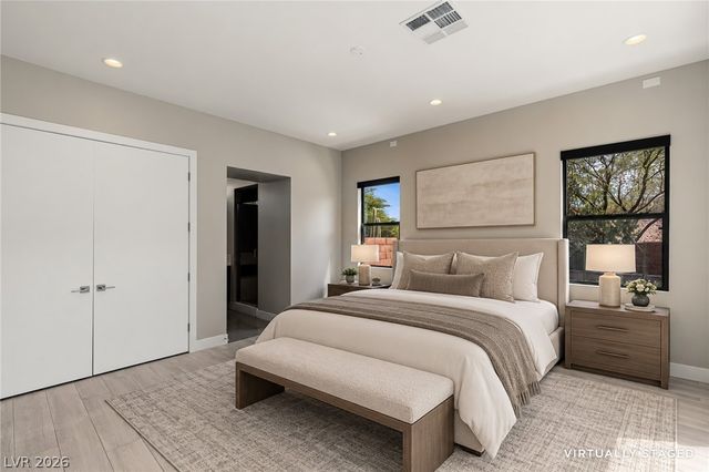 1 Garden Shadow Lane, Las Vegas, NV 89135